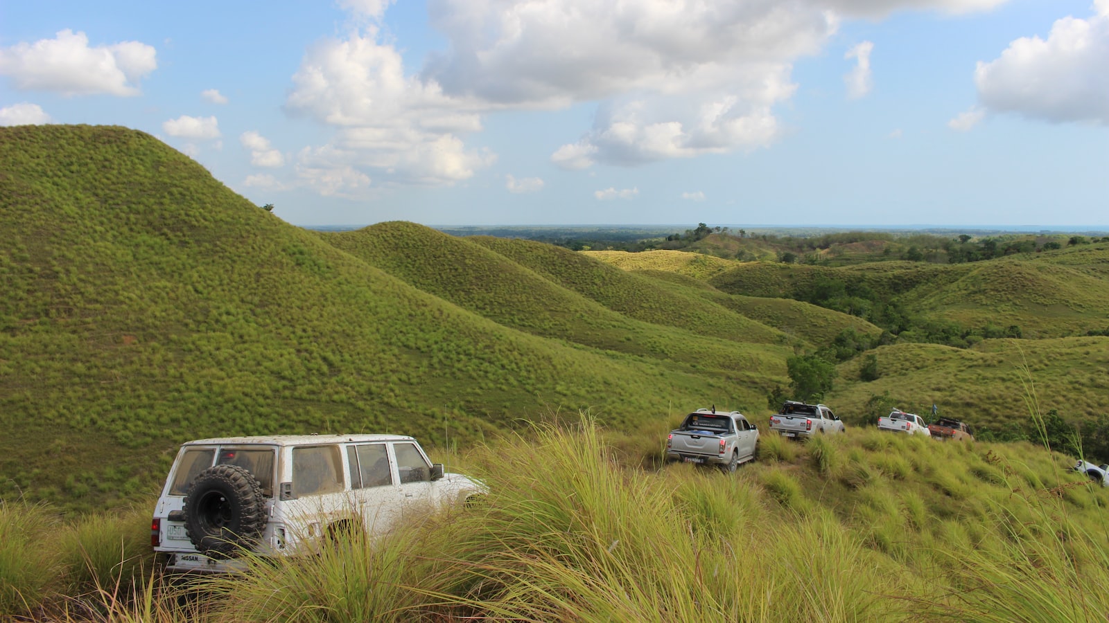 4. From Jakarta to Surabaya on One Tank: Exploring the Fuel Efficiency of the Suzuki XL7